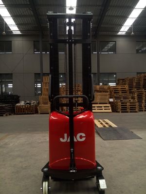 Camion 2000kg 2T d'empileur de poussoir de palette de JAC Hand Operated Semi Electric