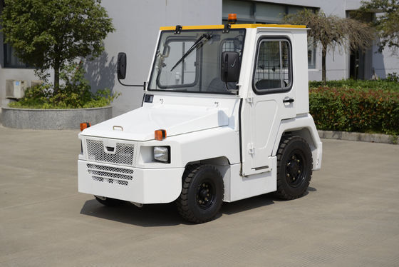 84dB cabine diesel Tow Tractor For Aircraft industriel QCD20/25